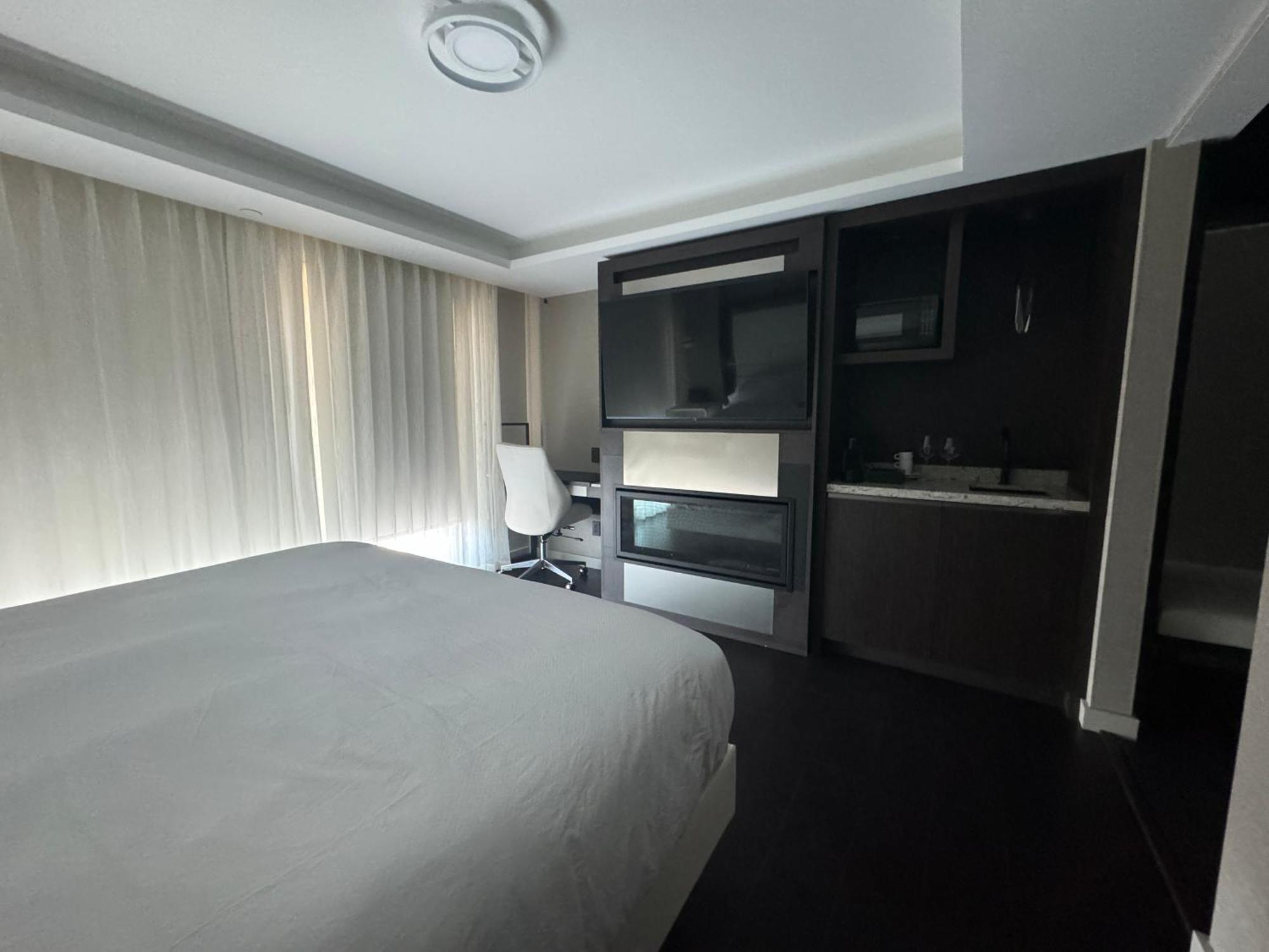 The Reid Hotel Vanderhoof Экстерьер фото
