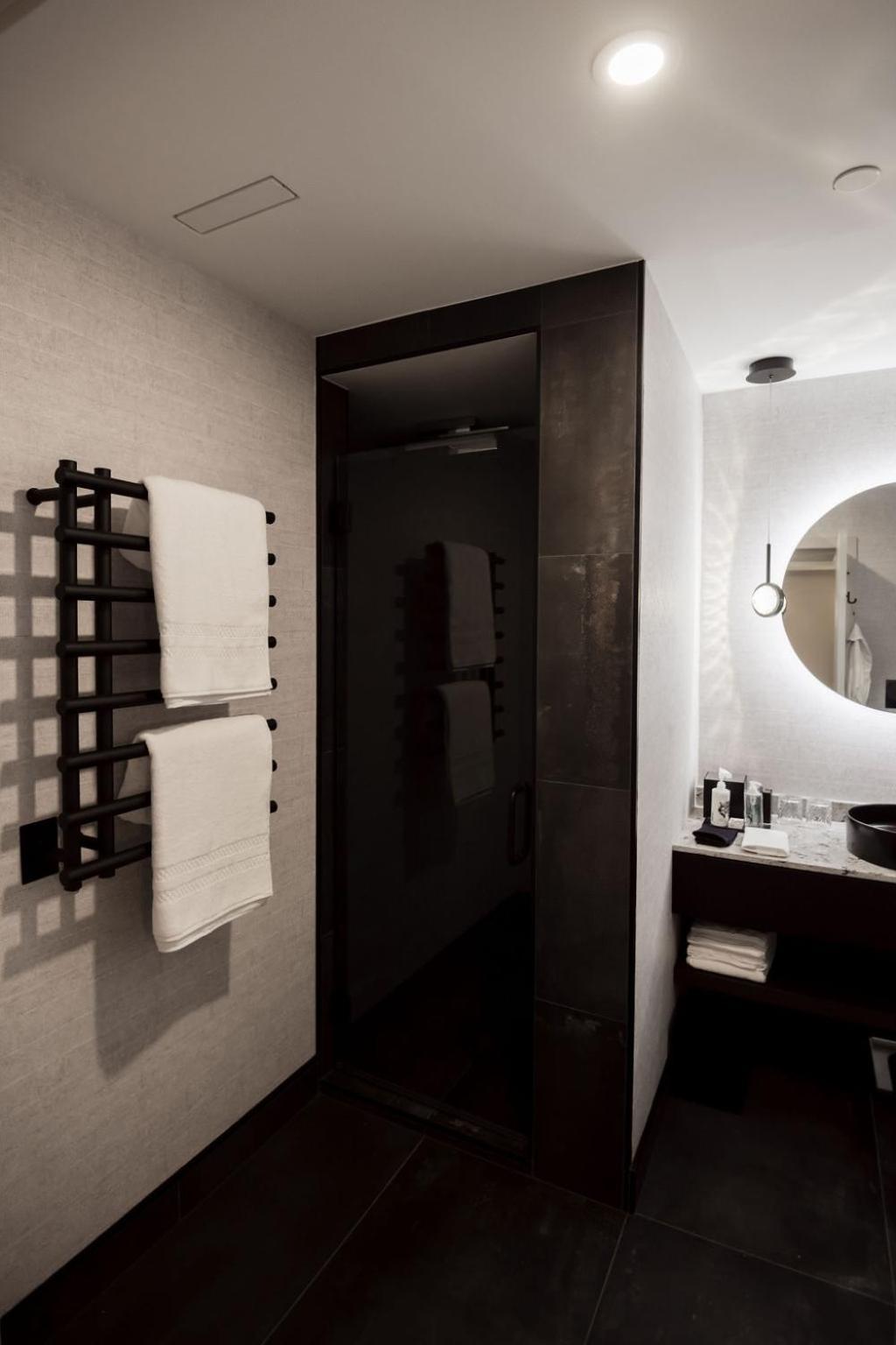 The Reid Hotel Vanderhoof Экстерьер фото