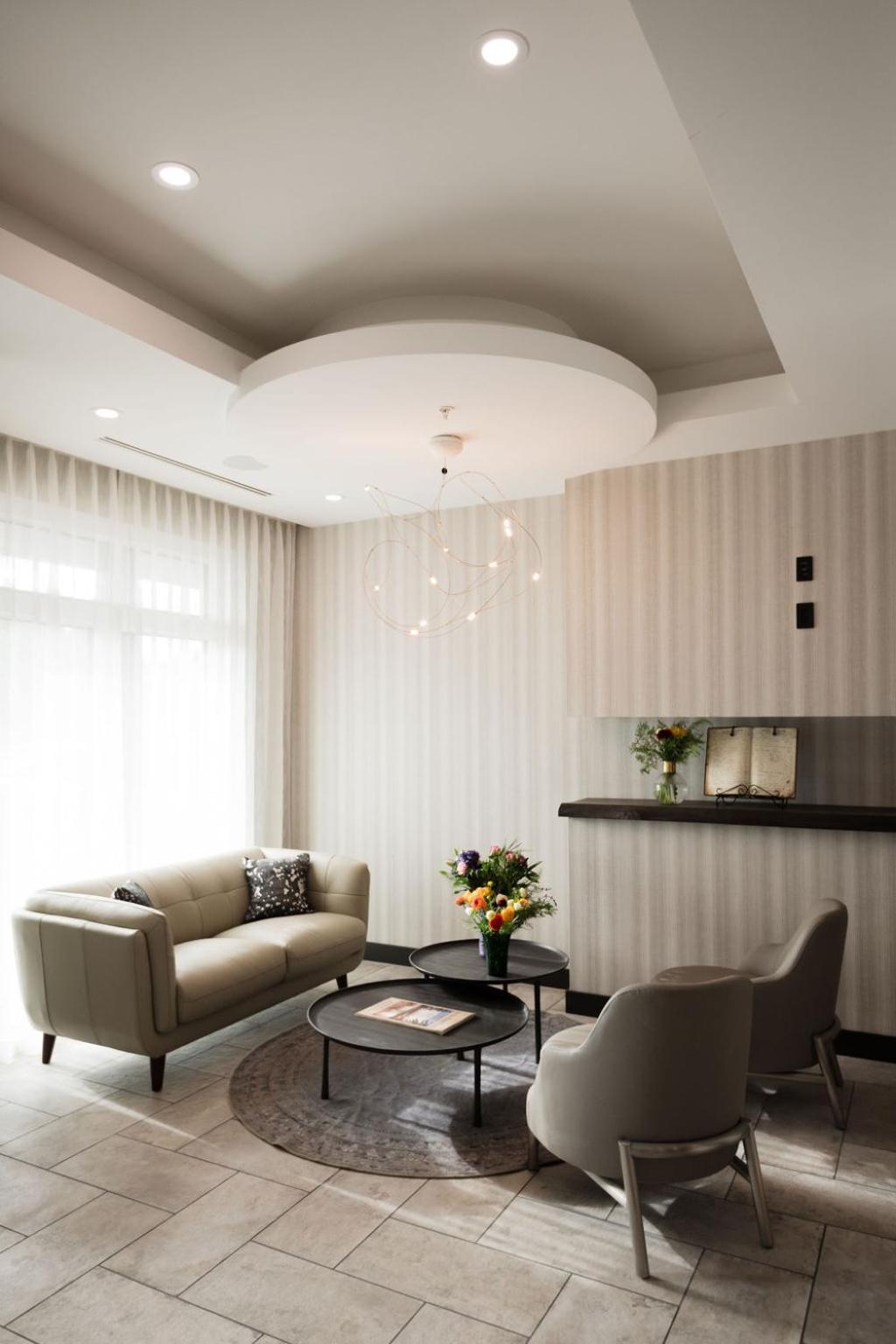 The Reid Hotel Vanderhoof Экстерьер фото